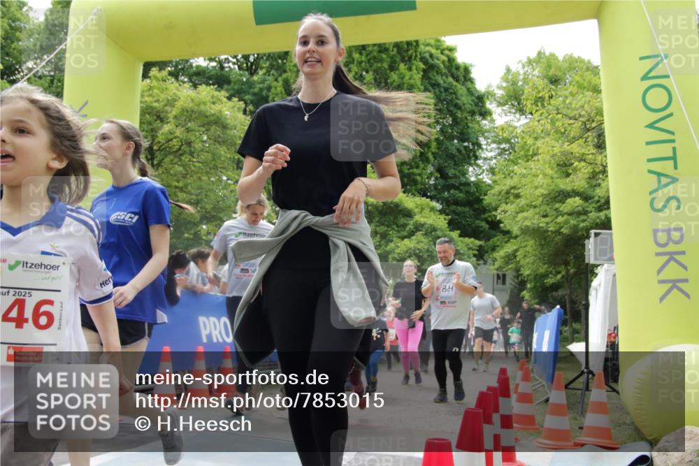 17.05.2025 - Störlauf H.Heesch http://msf.ph/oto/7853015 17.05.2025 13:02:37 Ziel  meine-sportfotos.de
