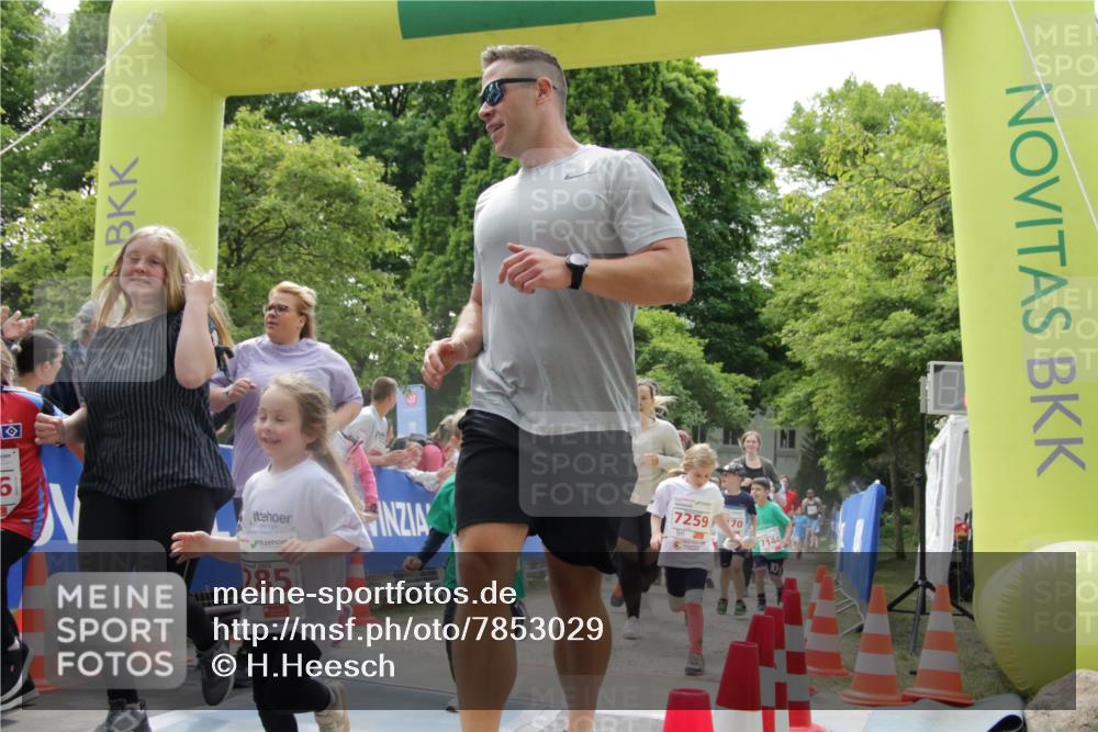 17.05.2025 - Störlauf H.Heesch http://msf.ph/oto/7853029 17.05.2025 13:02:42 Ziel  meine-sportfotos.de