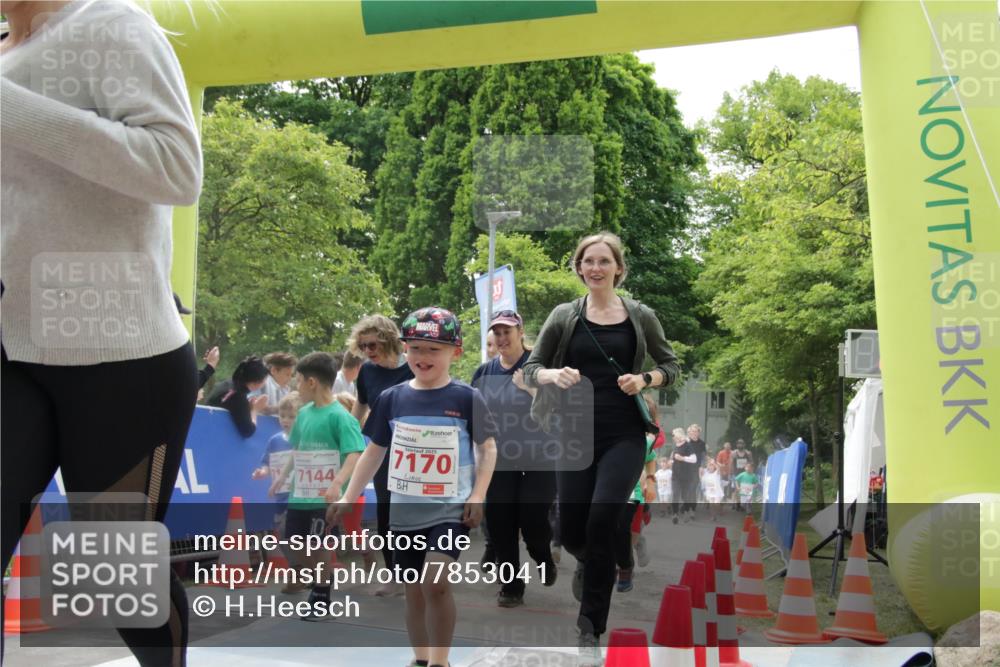 17.05.2025 - Störlauf H.Heesch http://msf.ph/oto/7853041 17.05.2025 13:02:45 Ziel  meine-sportfotos.de
