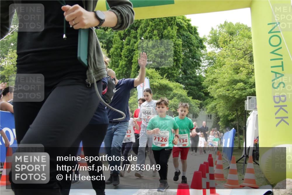 17.05.2025 - Störlauf H.Heesch http://msf.ph/oto/7853049 17.05.2025 13:02:46 Ziel  meine-sportfotos.de