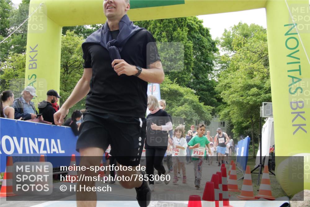 17.05.2025 - Störlauf H.Heesch http://msf.ph/oto/7853060 17.05.2025 13:02:51 Ziel  meine-sportfotos.de