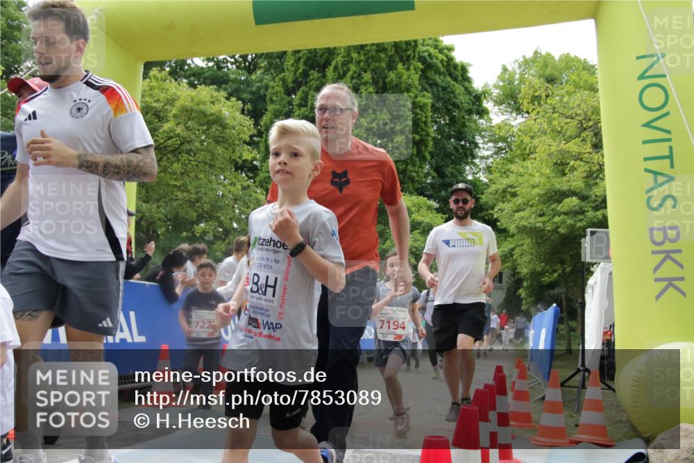 17.05.2025 - Störlauf H.Heesch http://msf.ph/oto/7853089 17.05.2025 13:02:58 Ziel  meine-sportfotos.de