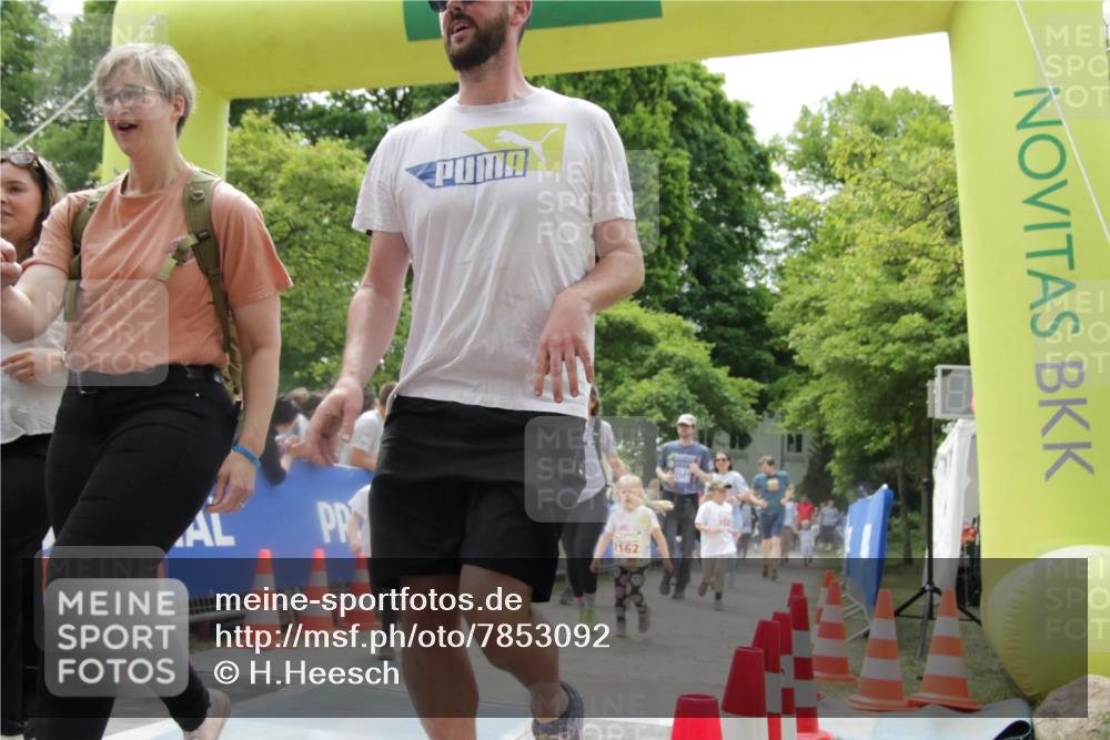 17.05.2025 - Störlauf H.Heesch http://msf.ph/oto/7853092 17.05.2025 13:03:00 Ziel  meine-sportfotos.de
