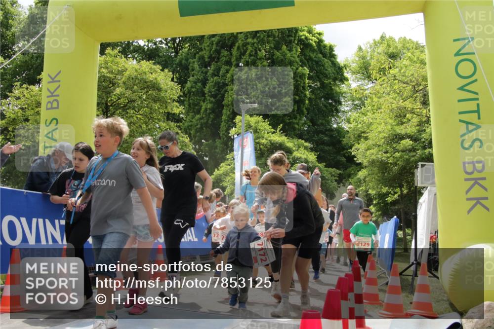17.05.2025 - Störlauf H.Heesch http://msf.ph/oto/7853125 17.05.2025 13:03:15 Ziel  meine-sportfotos.de