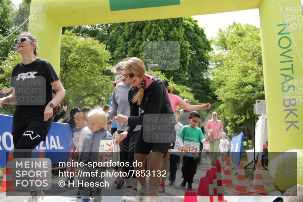 17.05.2025 - Störlauf H.Heesch http://msf.ph/oto/7853132 17.05.2025 13:03:16 Ziel  meine-sportfotos.de