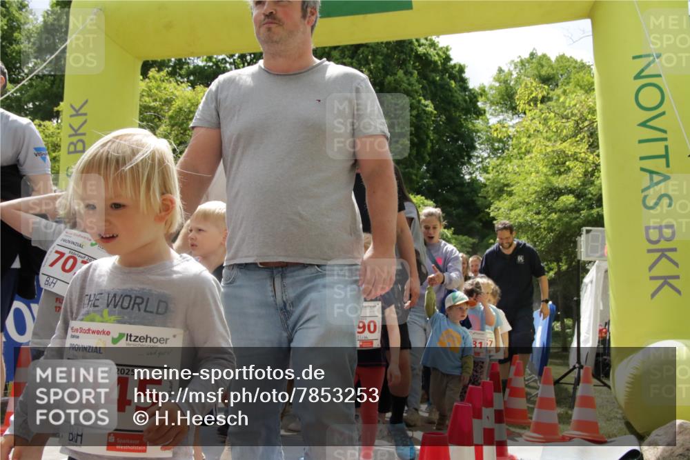 17.05.2025 - Störlauf H.Heesch http://msf.ph/oto/7853253 17.05.2025 13:04:00 Ziel  meine-sportfotos.de
