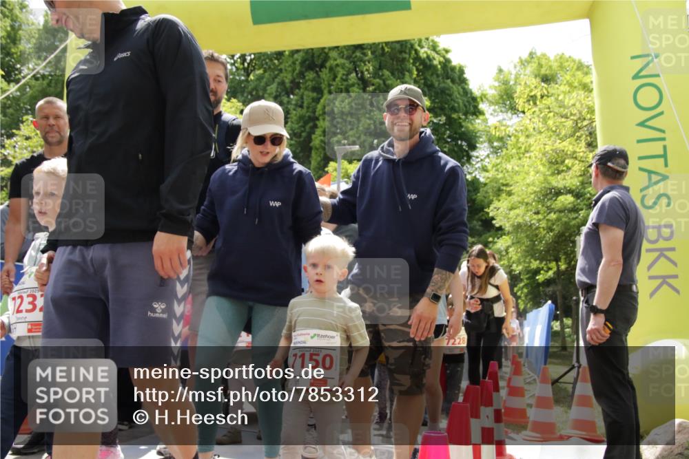 17.05.2025 - Störlauf H.Heesch http://msf.ph/oto/7853312 17.05.2025 13:04:35 Ziel  meine-sportfotos.de