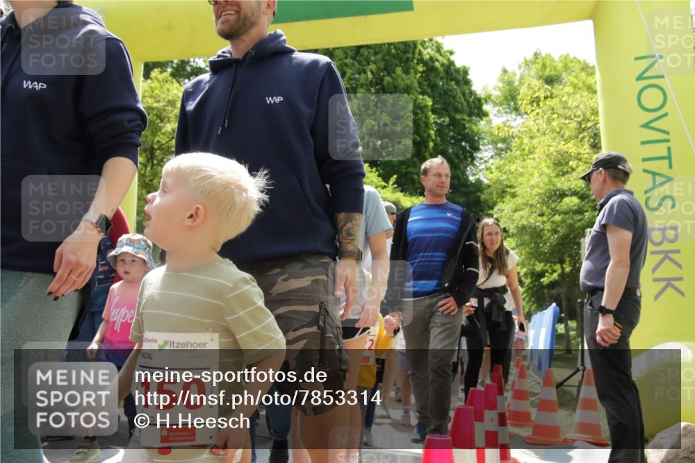 17.05.2025 - Störlauf H.Heesch http://msf.ph/oto/7853314 17.05.2025 13:04:37 Ziel  meine-sportfotos.de