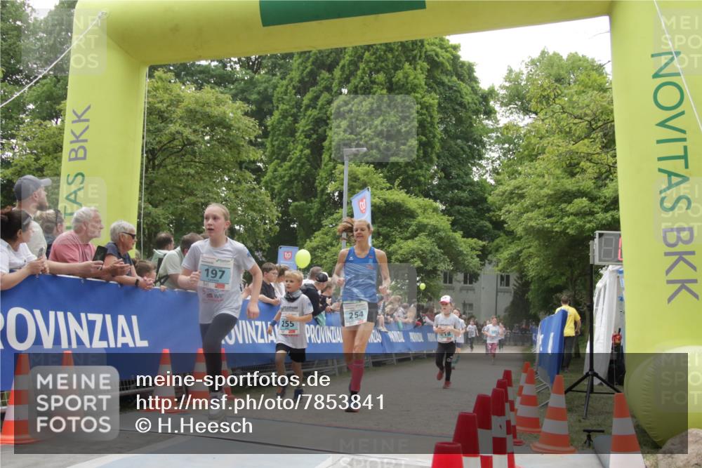 17.05.2025 - Störlauf H.Heesch http://msf.ph/oto/7853841 17.05.2025 13:43:32 Ziel  meine-sportfotos.de