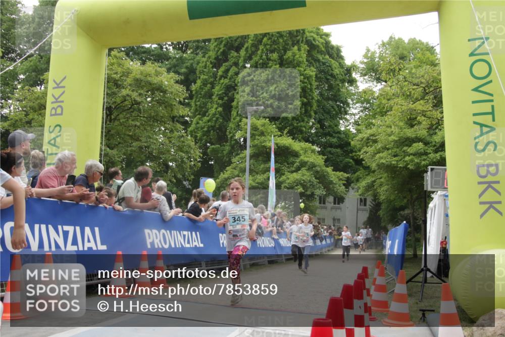 17.05.2025 - Störlauf H.Heesch http://msf.ph/oto/7853859 17.05.2025 13:43:37 Ziel  meine-sportfotos.de
