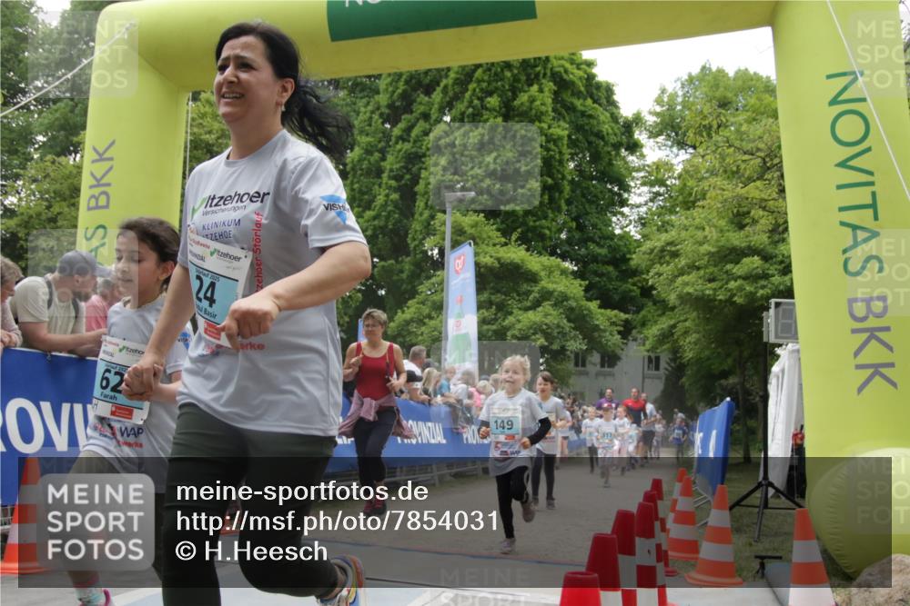 17.05.2025 - Störlauf H.Heesch http://msf.ph/oto/7854031 17.05.2025 13:45:21 Ziel  meine-sportfotos.de