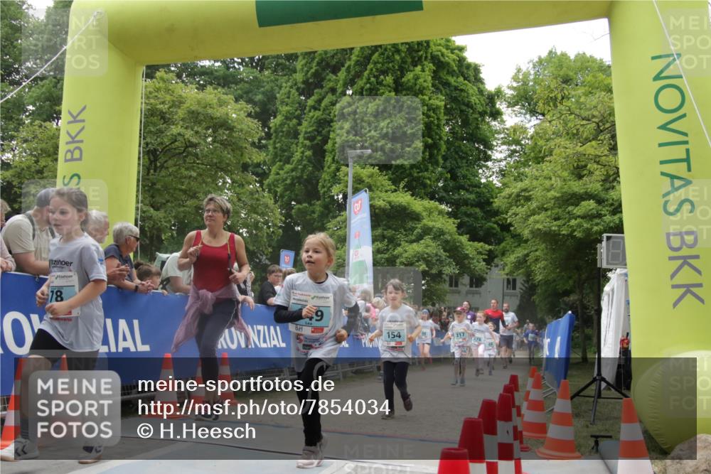 17.05.2025 - Störlauf H.Heesch http://msf.ph/oto/7854034 17.05.2025 13:45:22 Ziel  meine-sportfotos.de