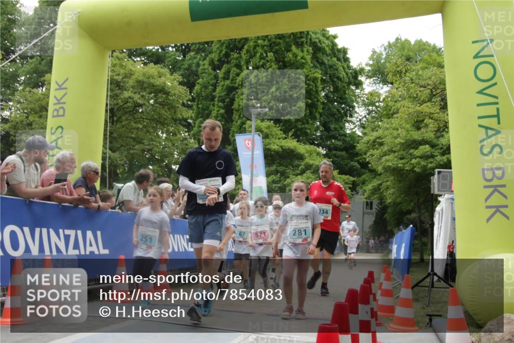 17.05.2025 - Störlauf H.Heesch http://msf.ph/oto/7854083 17.05.2025 13:45:37 Ziel  meine-sportfotos.de