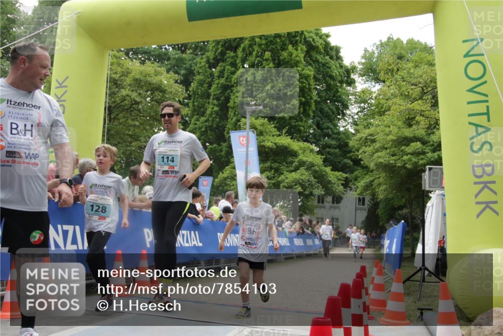 17.05.2025 - Störlauf H.Heesch http://msf.ph/oto/7854103 17.05.2025 13:45:42 Ziel  meine-sportfotos.de