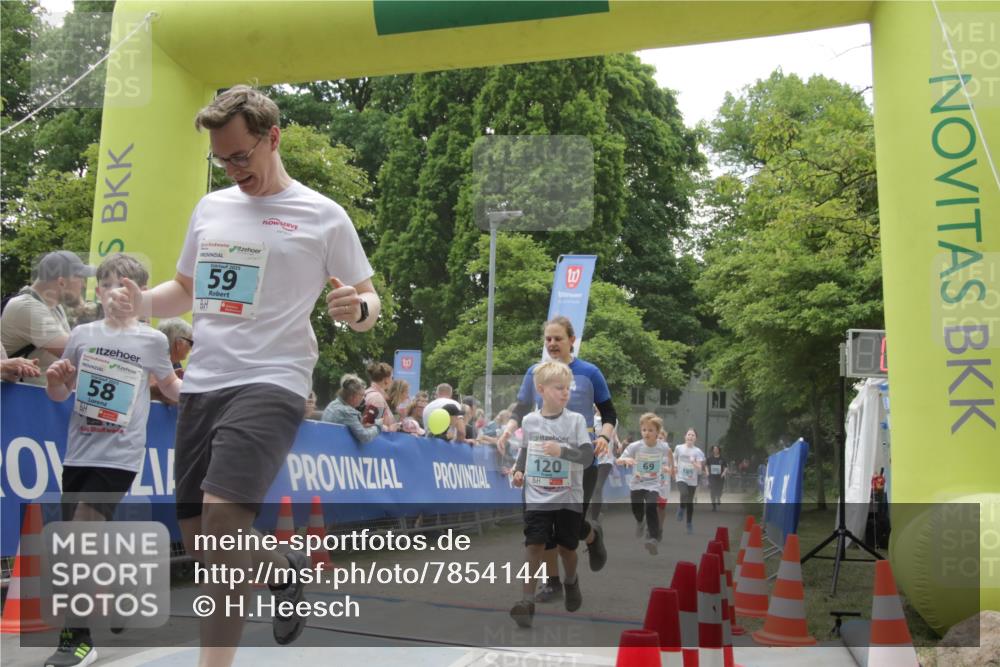 17.05.2025 - Störlauf H.Heesch http://msf.ph/oto/7854144 17.05.2025 13:46:17 Ziel  meine-sportfotos.de