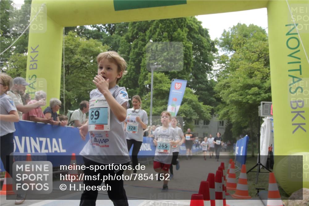 17.05.2025 - Störlauf H.Heesch http://msf.ph/oto/7854152 17.05.2025 13:46:20 Ziel  meine-sportfotos.de