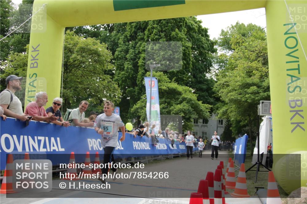 17.05.2025 - Störlauf H.Heesch http://msf.ph/oto/7854266 17.05.2025 13:48:00 Ziel  meine-sportfotos.de
