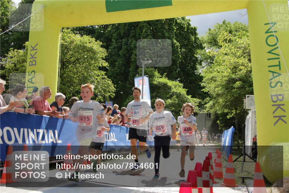 17.05.2025 - Störlauf H.Heesch http://msf.ph/oto/7854601 17.05.2025 13:57:00 Ziel  meine-sportfotos.de
