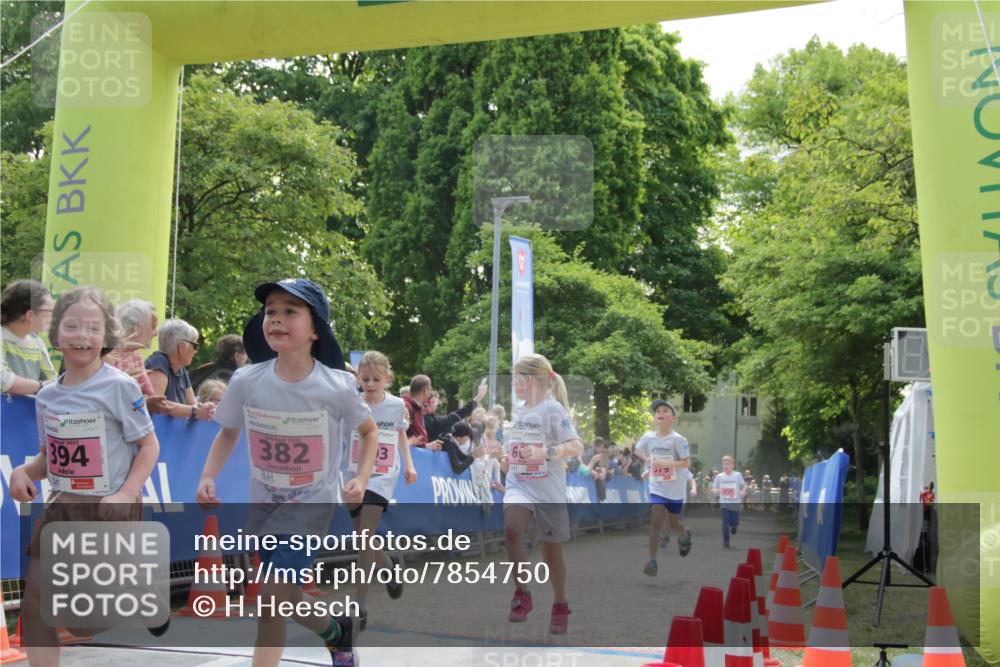17.05.2025 - Störlauf H.Heesch http://msf.ph/oto/7854750 17.05.2025 13:58:27 Ziel  meine-sportfotos.de