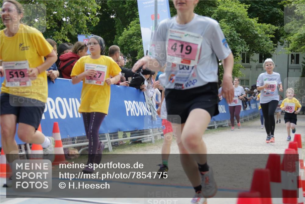 17.05.2025 - Störlauf H.Heesch http://msf.ph/oto/7854775 17.05.2025 13:58:50 Ziel  meine-sportfotos.de