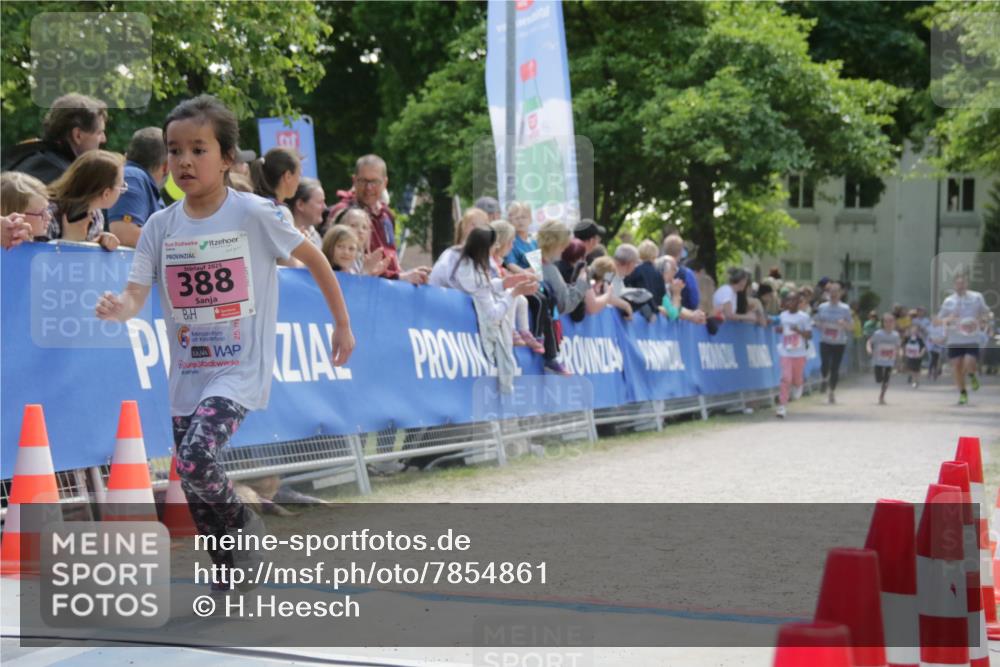 17.05.2025 - Störlauf H.Heesch http://msf.ph/oto/7854861 17.05.2025 14:00:09 Ziel  meine-sportfotos.de