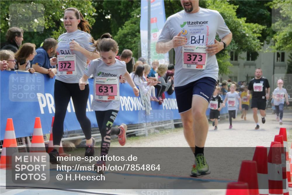 17.05.2025 - Störlauf H.Heesch http://msf.ph/oto/7854864 17.05.2025 14:00:15 Ziel  meine-sportfotos.de