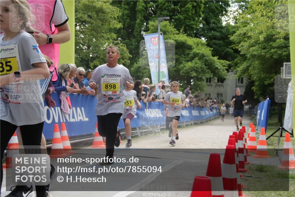 17.05.2025 - Störlauf H.Heesch http://msf.ph/oto/7855094 17.05.2025 14:13:21 Ziel  meine-sportfotos.de