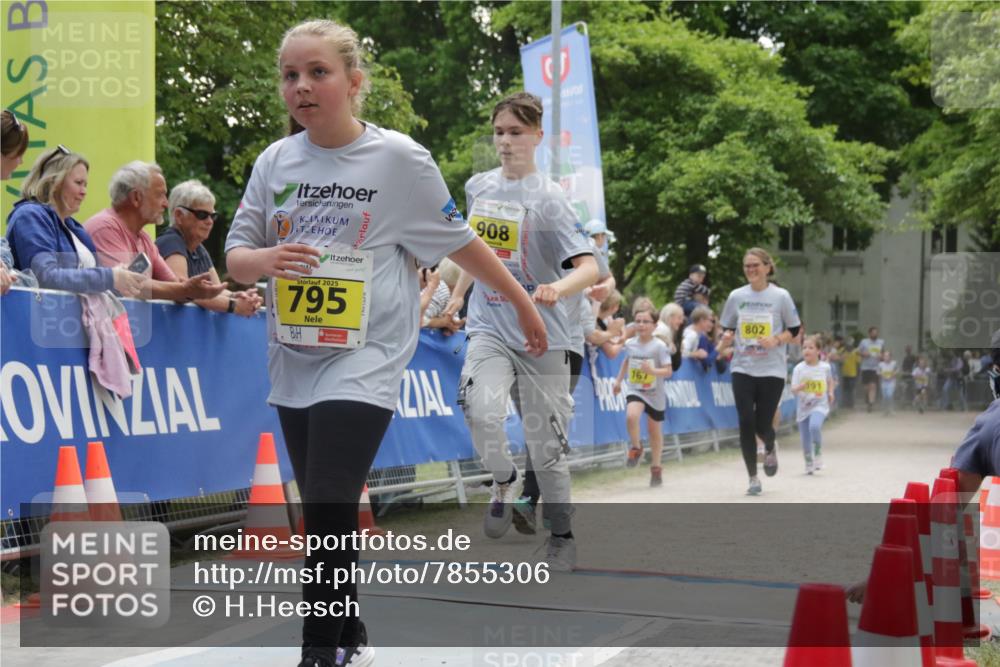 17.05.2025 - Störlauf H.Heesch http://msf.ph/oto/7855306 17.05.2025 14:15:28 Ziel  meine-sportfotos.de