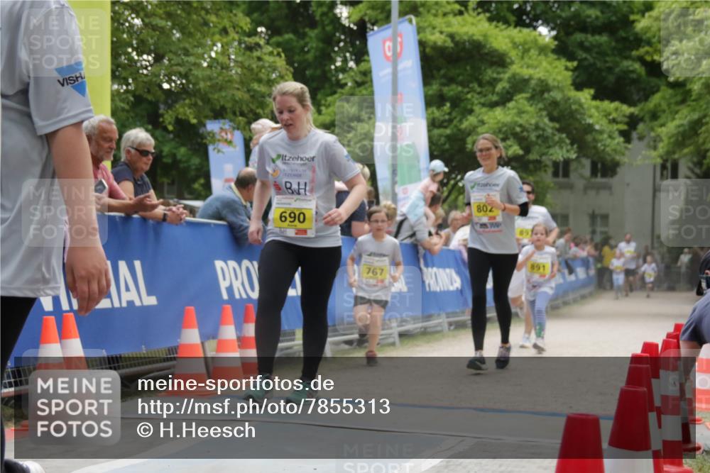 17.05.2025 - Störlauf H.Heesch http://msf.ph/oto/7855313 17.05.2025 14:15:30 Ziel  meine-sportfotos.de
