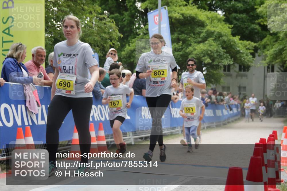 17.05.2025 - Störlauf H.Heesch http://msf.ph/oto/7855314 17.05.2025 14:15:31 Ziel  meine-sportfotos.de