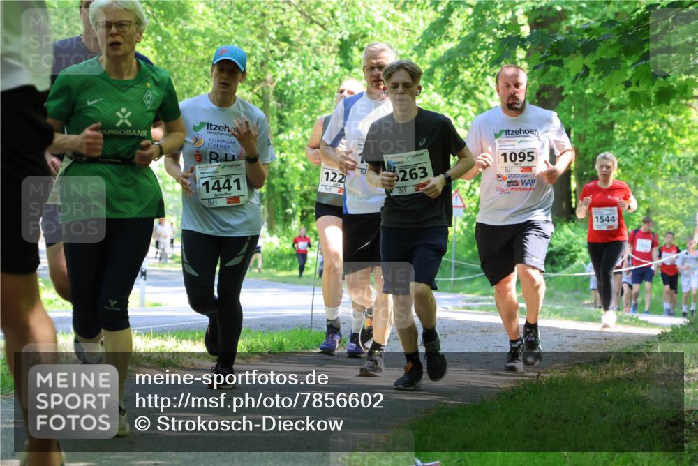 17.05.2025 - Störlauf Strokosch-Dieckow http://msf.ph/oto/7856602 17.05.2025 14:42:29 Laufen 1441, 122, 202, 263, 1095, 1544 meine-sportfotos.de