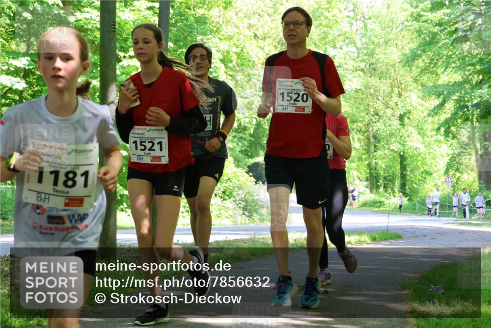 17.05.2025 - Störlauf Strokosch-Dieckow http://msf.ph/oto/7856632 17.05.2025 14:42:51 Laufen 2025, 1181, 2025, 1521, 2025, 1520 meine-sportfotos.de