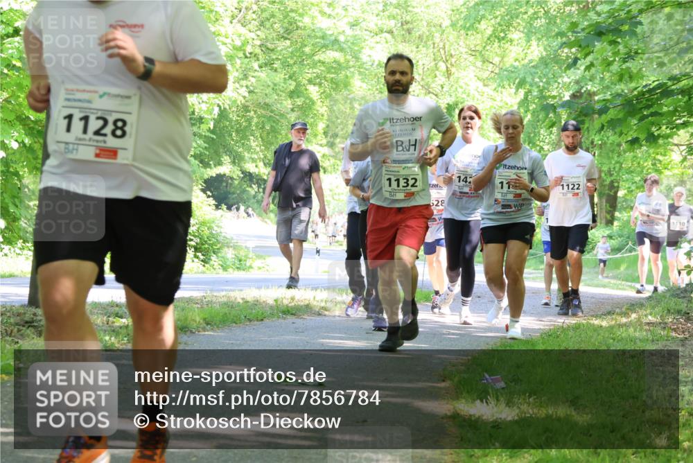 17.05.2025 - Störlauf Strokosch-Dieckow http://msf.ph/oto/7856784 17.05.2025 14:43:51 Laufen 1128, 1132, 628, 142, 11, 1122, 1110 meine-sportfotos.de