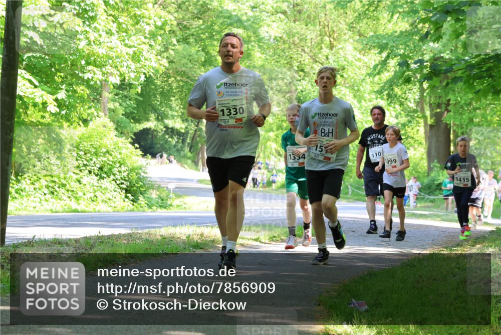 17.05.2025 - Störlauf Strokosch-Dieckow http://msf.ph/oto/7856909 17.05.2025 14:44:32 Laufen 1330, 1334, 15, 110, 1099, 1415 meine-sportfotos.de