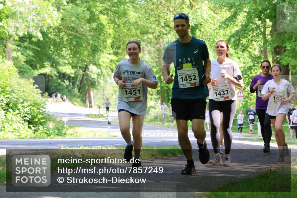 17.05.2025 - Störlauf Strokosch-Dieckow http://msf.ph/oto/7857249 17.05.2025 14:46:24 Laufen 2025, 1451, 2025, 1452, 1437, 1456 meine-sportfotos.de