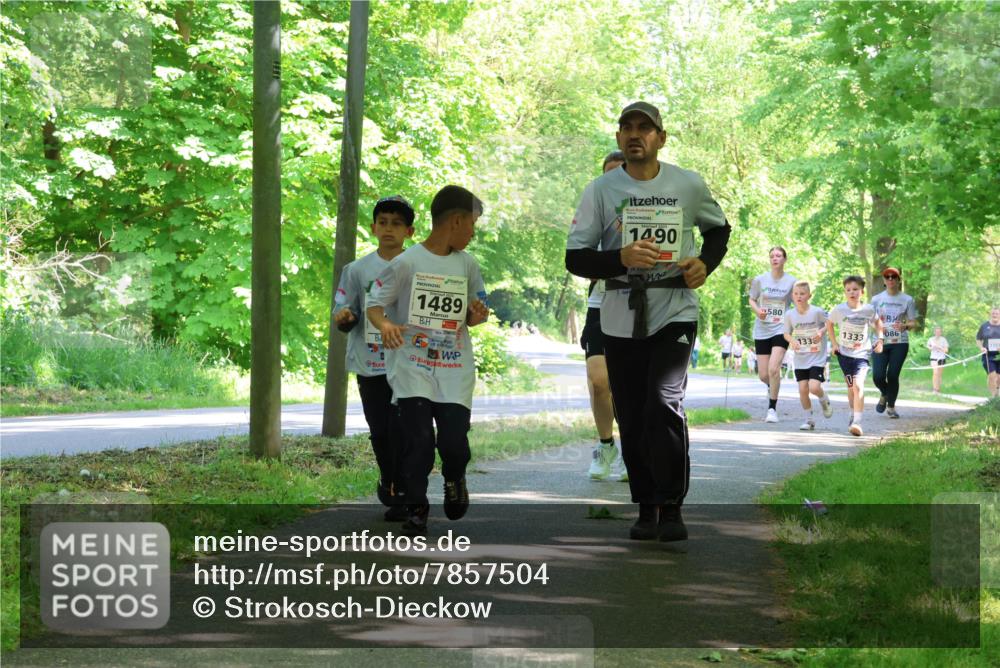 17.05.2025 - Störlauf Strokosch-Dieckow http://msf.ph/oto/7857504 17.05.2025 14:47:27 Laufen 1489, 1490, 580, 1333, 086, 133 meine-sportfotos.de