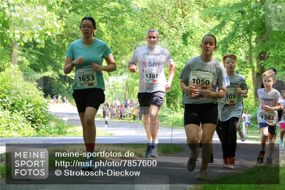 17.05.2025 - Störlauf Strokosch-Dieckow http://msf.ph/oto/7857600 17.05.2025 14:47:54 Laufen 1653, 1381, 1050, 305, 1382 meine-sportfotos.de