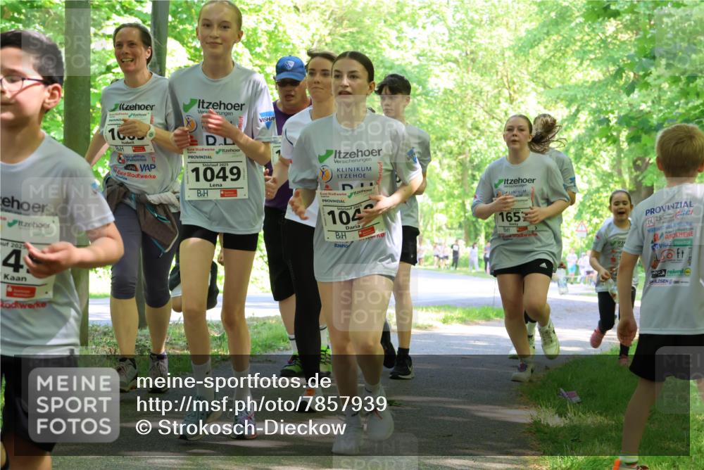 17.05.2025 - Störlauf Strokosch-Dieckow http://msf.ph/oto/7857939 17.05.2025 14:49:24 Laufen 2025, 4, 1000, 2025, 1049, 2025, 104, 165 meine-sportfotos.de