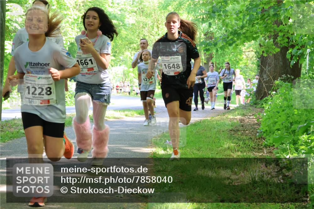 17.05.2025 - Störlauf Strokosch-Dieckow http://msf.ph/oto/7858040 17.05.2025 14:49:58 Laufen 2025, 1228, 1661, 1255, 1648, 47, 420, 1036, 1041 meine-sportfotos.de