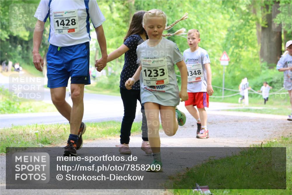 17.05.2025 - Störlauf Strokosch-Dieckow http://msf.ph/oto/7858209 17.05.2025 14:50:49 Laufen 2025, 1428, 2025, 1233, 1348 meine-sportfotos.de