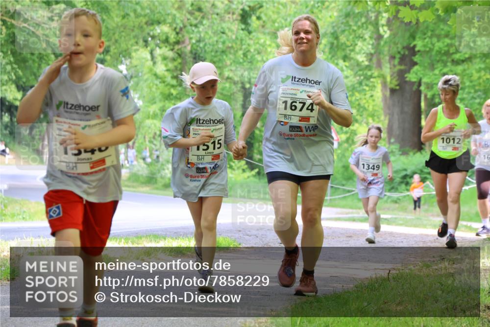 17.05.2025 - Störlauf Strokosch-Dieckow http://msf.ph/oto/7858229 17.05.2025 14:50:54 Laufen 1540, 1515, 2025, 1674, 1349, 1012, 16 meine-sportfotos.de