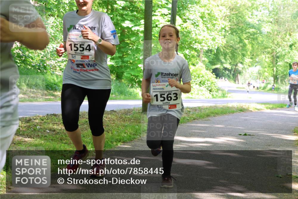 17.05.2025 - Störlauf Strokosch-Dieckow http://msf.ph/oto/7858445 17.05.2025 14:52:21 Laufen 2025, 1554, 2025, 1563, 295 meine-sportfotos.de