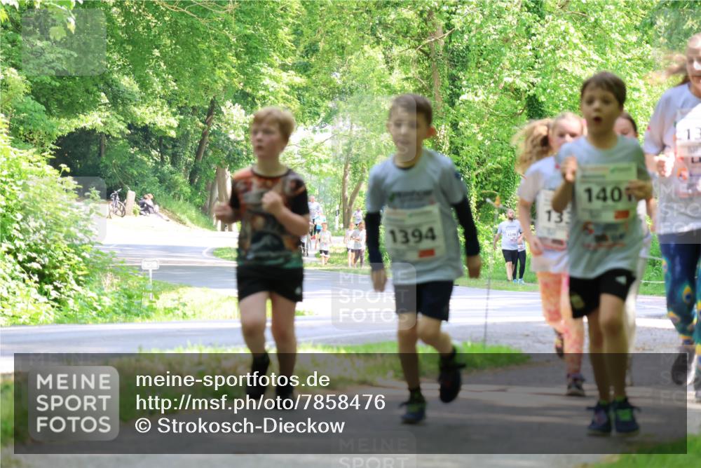 17.05.2025 - Störlauf Strokosch-Dieckow http://msf.ph/oto/7858476 17.05.2025 14:52:36 Laufen 1394, 1379, 140 meine-sportfotos.de