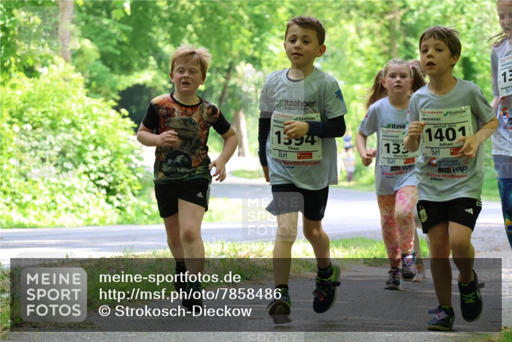 17.05.2025 - Störlauf Strokosch-Dieckow http://msf.ph/oto/7858486 17.05.2025 14:52:37 Laufen 1394, 13, 2025, 1401, 13 meine-sportfotos.de