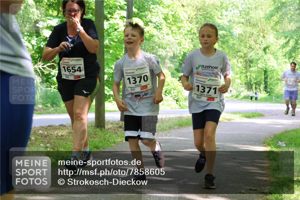 17.05.2025 - Störlauf Strokosch-Dieckow http://msf.ph/oto/7858605 17.05.2025 14:53:32 Laufen 2025, 1654, 2025, 1370, 2025, 13715, 1367 meine-sportfotos.de