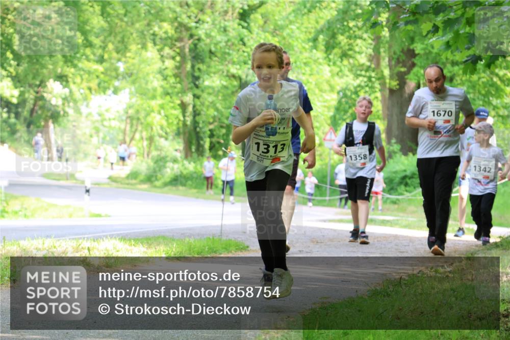17.05.2025 - Störlauf Strokosch-Dieckow http://msf.ph/oto/7858754 17.05.2025 14:55:10 Laufen 2025, 1313, 1358, 1670, 1342 meine-sportfotos.de