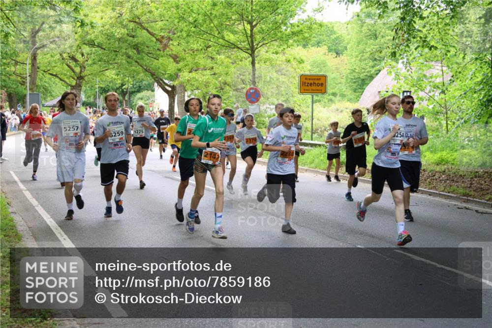 17.05.2025 - Störlauf Strokosch-Dieckow http://msf.ph/oto/7859186 17.05.2025 15:01:07 Laufen 5257, 5259, 1225, 2147, 2369, 2304, 254, 288 meine-sportfotos.de