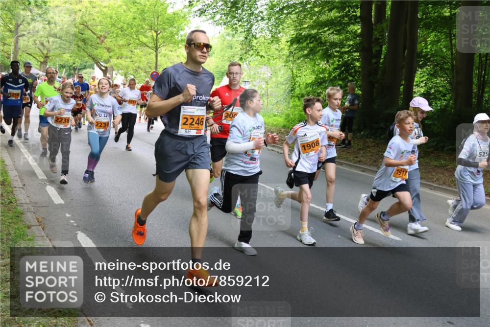 17.05.2025 - Störlauf Strokosch-Dieckow http://msf.ph/oto/7859212 17.05.2025 15:01:18 Laufen 200, 2246, 2238, 2239, 1908, 1917, 525 meine-sportfotos.de