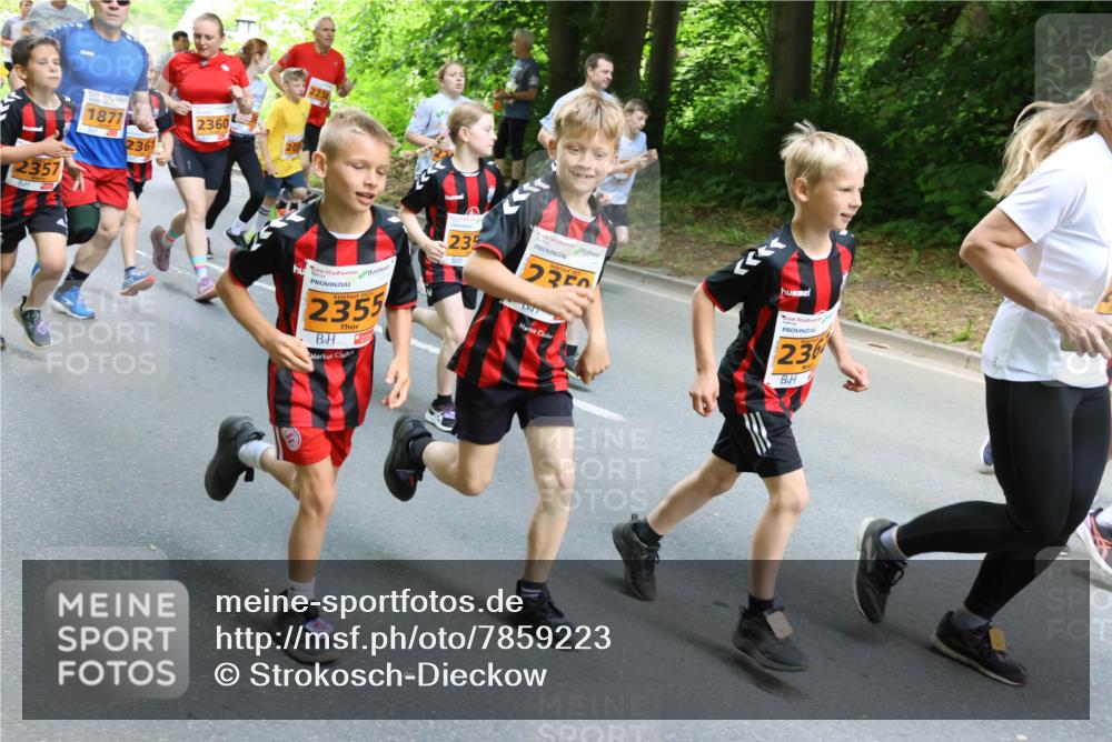 17.05.2025 - Störlauf Strokosch-Dieckow http://msf.ph/oto/7859223 17.05.2025 15:01:21 Laufen 2357, 1877, 2361, 2360, 2025, 2355, 23, 236 meine-sportfotos.de
