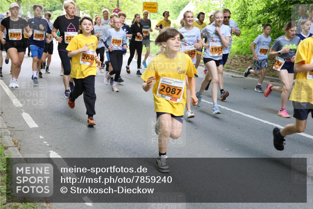 17.05.2025 - Störlauf Strokosch-Dieckow http://msf.ph/oto/7859240 17.05.2025 15:01:25 Laufen 2397, 1966, 22, 2040, 2287, 962, 1957, 2025, 2087, 2275 meine-sportfotos.de